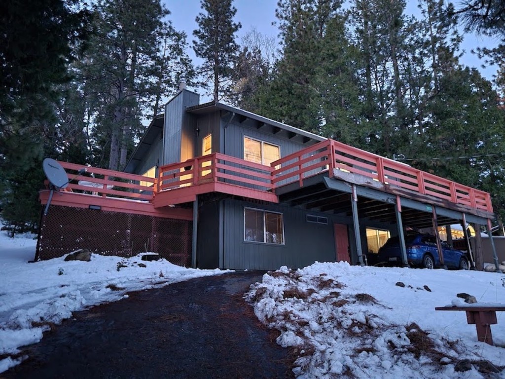 Karadi Cabin at Twilight with snow